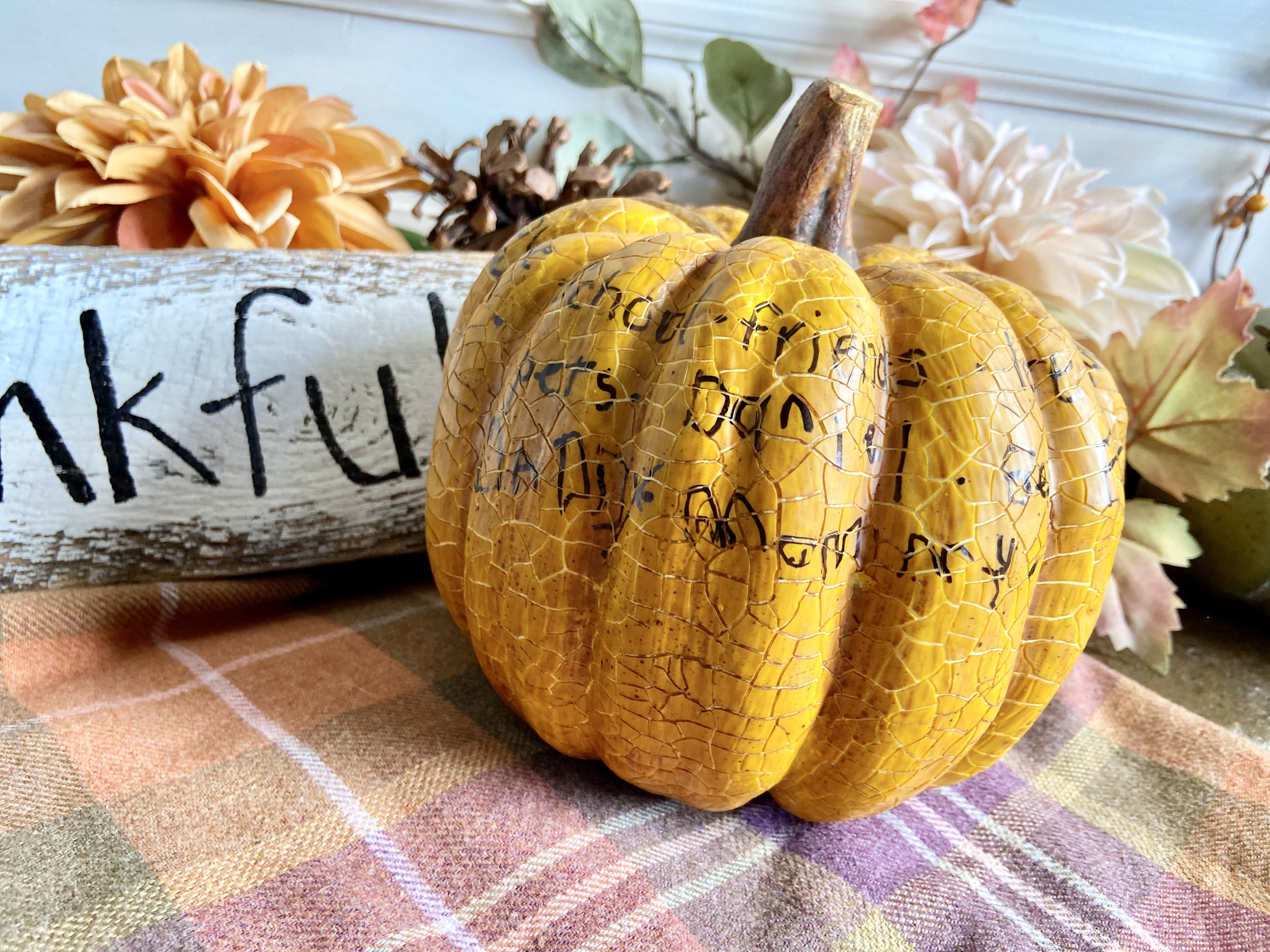 THANKFUL PUMPKIN: SIMPLE FAMILY THANKSGIVING ACTIVITY