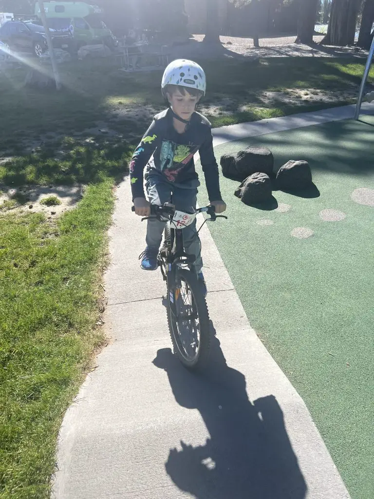 Biking with kids in Wanaka New Zealand